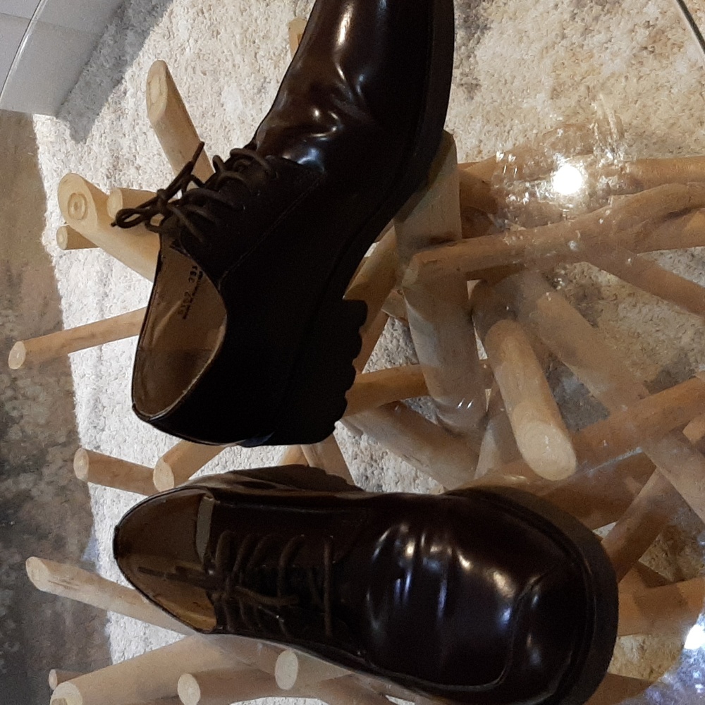 Size 39.5 dark brown lace up shoes from Giraudon in New York